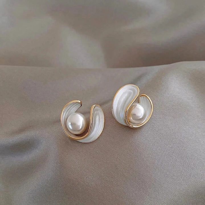 Pendientes de Ópalo Blanco de Lujo con Perlas en Oro