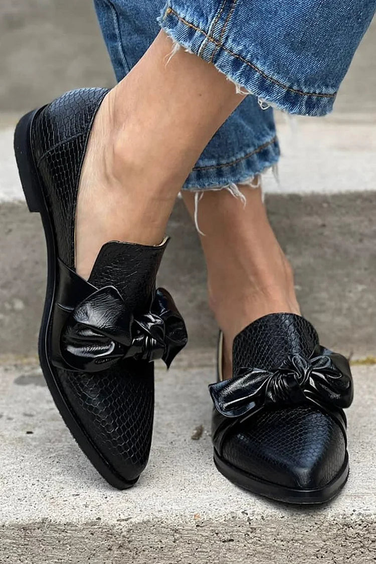Chelsea - Mocasines Chic con Detalle de Lazo
