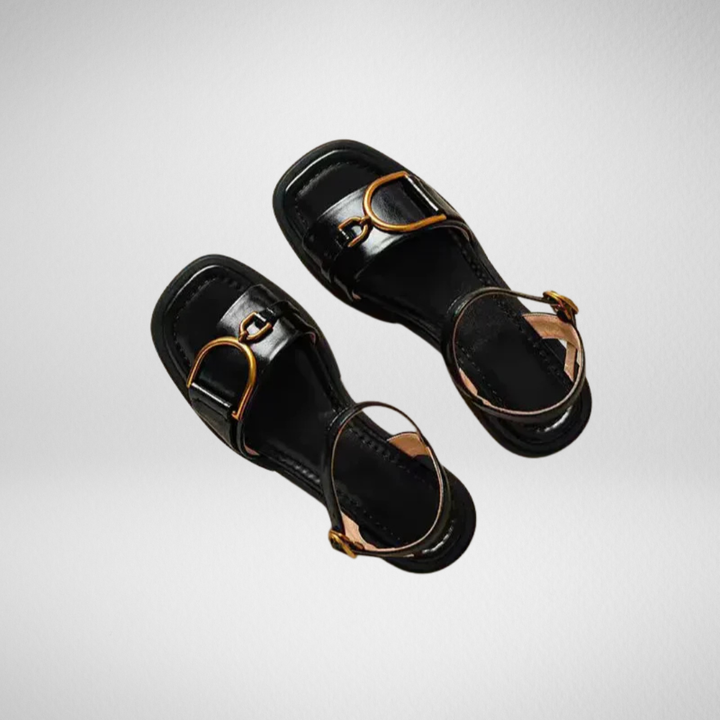 Amara | Sandalias Planas con Hebilla