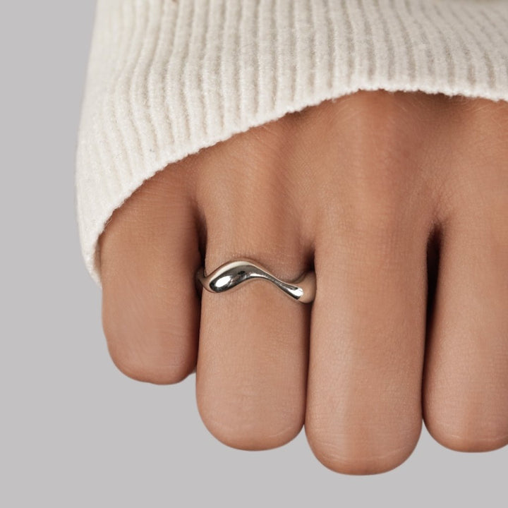 Fabiola - Anillo Minimalista