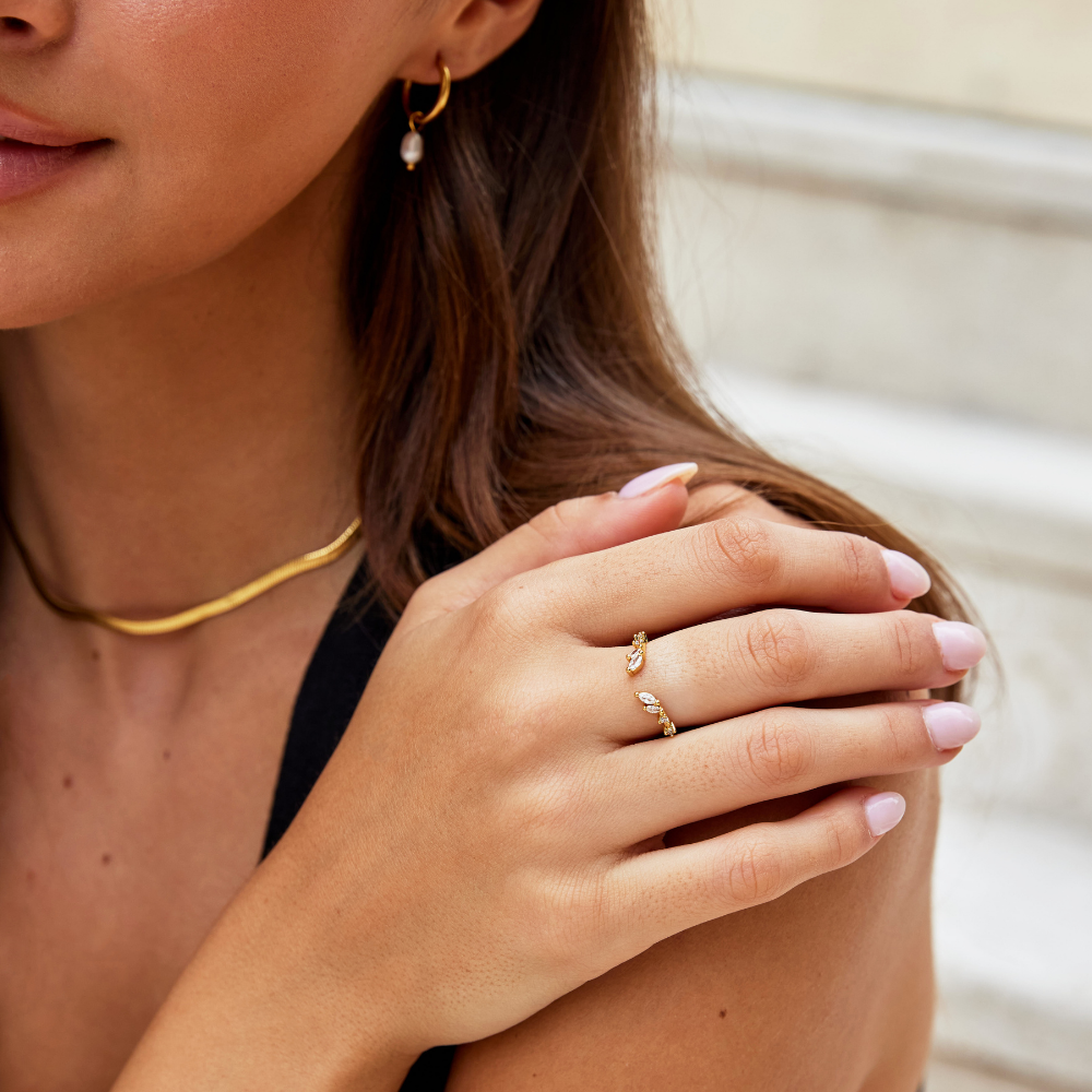 Ainara - Anillo de vino de cristal dorado