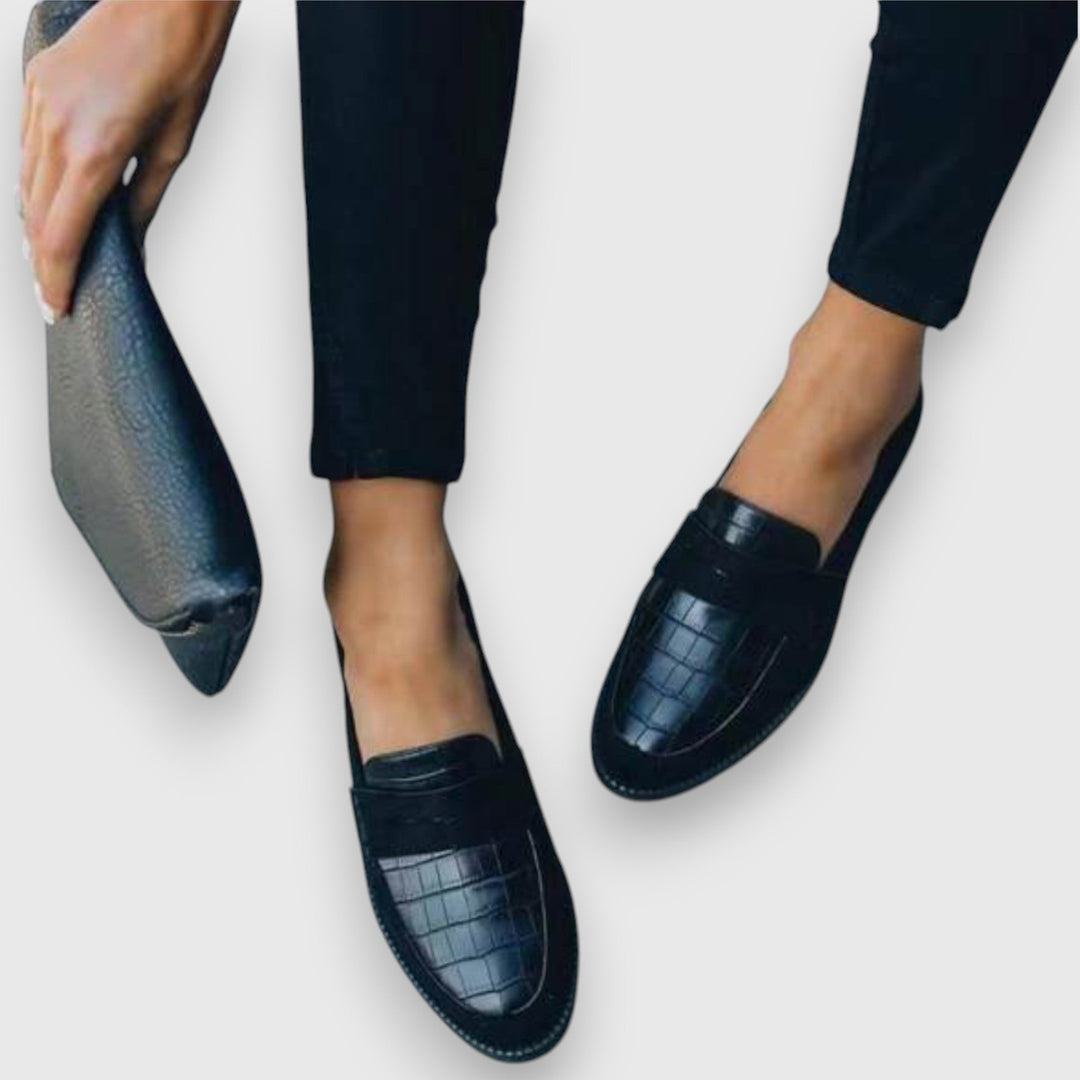 Sara | Elegantly Crafted Moccasins