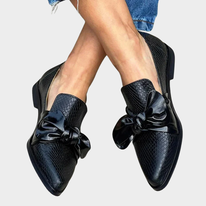 Chelsea - Mocasines Chic con Detalle de Lazo