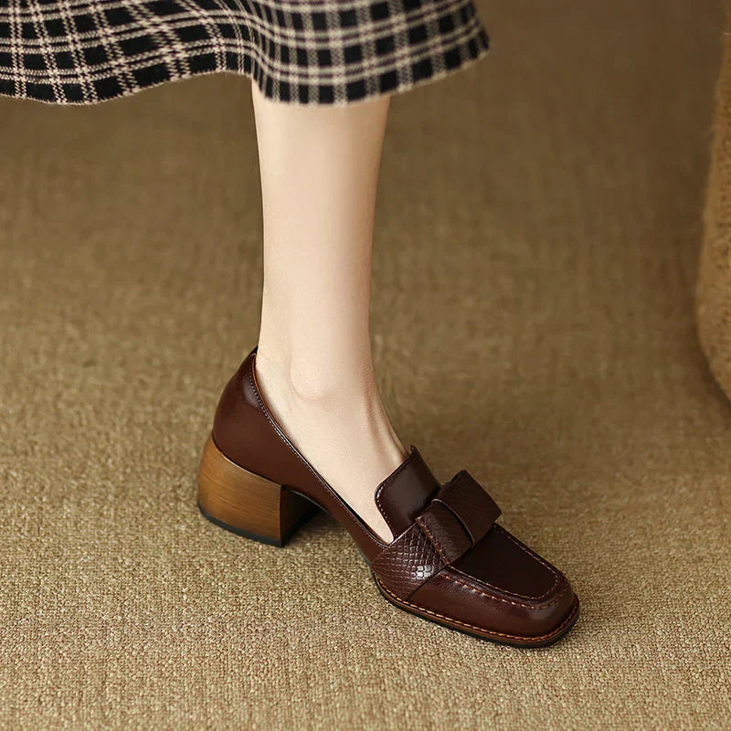 Contessa Knoten Moccasins
