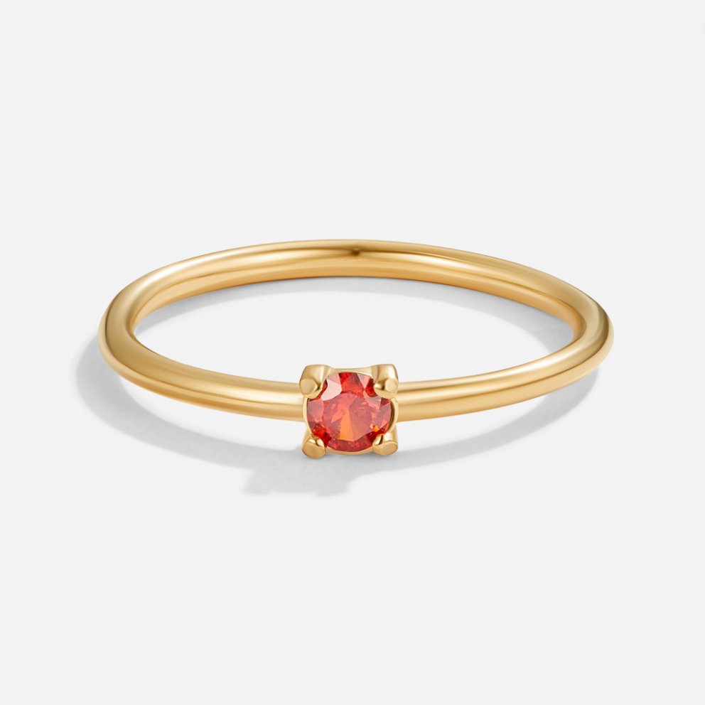 Anillos de oro con piedra de nacimiento