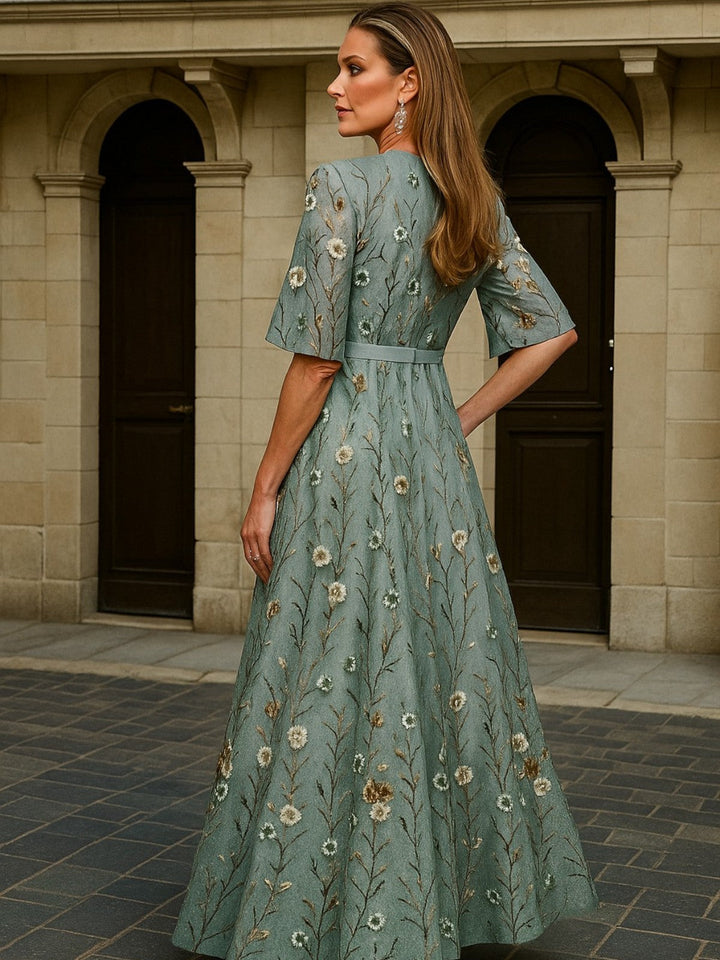 Hazel | Elegante Vestido Maxi Boho con Cinturón y Escote en V