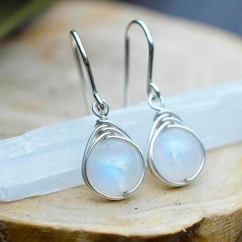 Pendientes Exclusivos de Plata con Piedra Lunar
