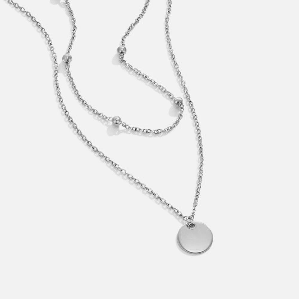 Collar de capas de plata