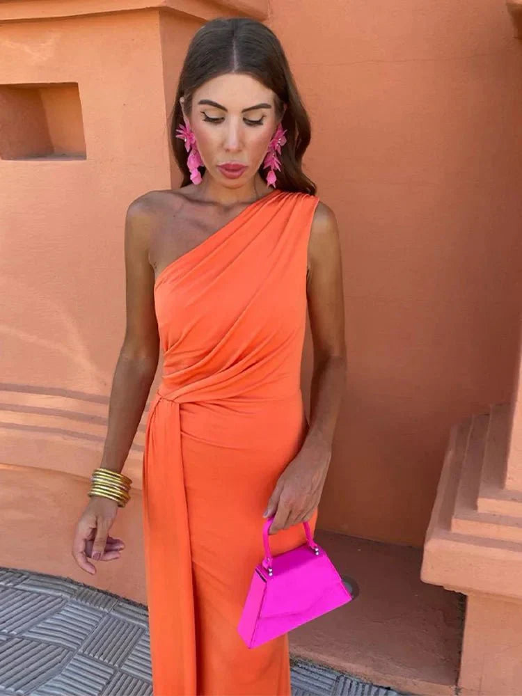 Lia | Vestido elegante con botón