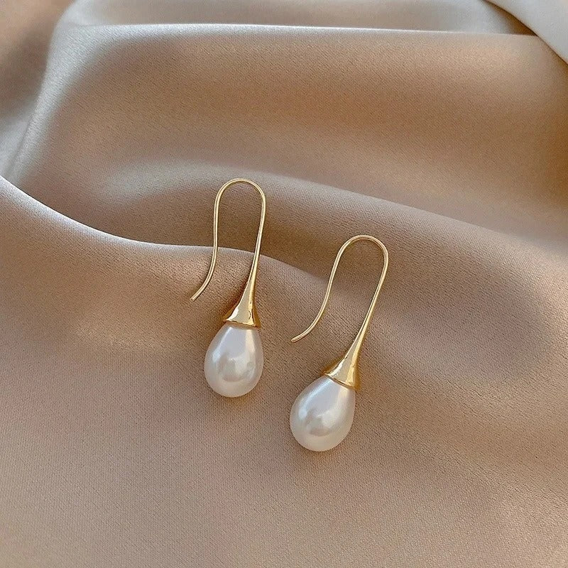Pendientes Clásicos de Perla Helena