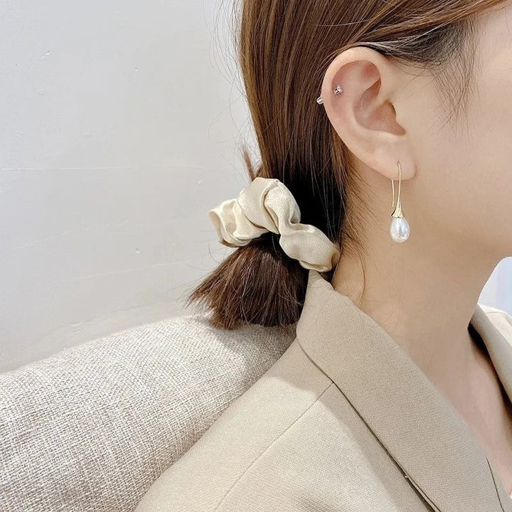 Pendientes Clásicos de Perla Helena